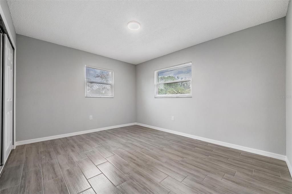 For Sale: $199,900 (3 beds, 2 baths, 1008 Square Feet)