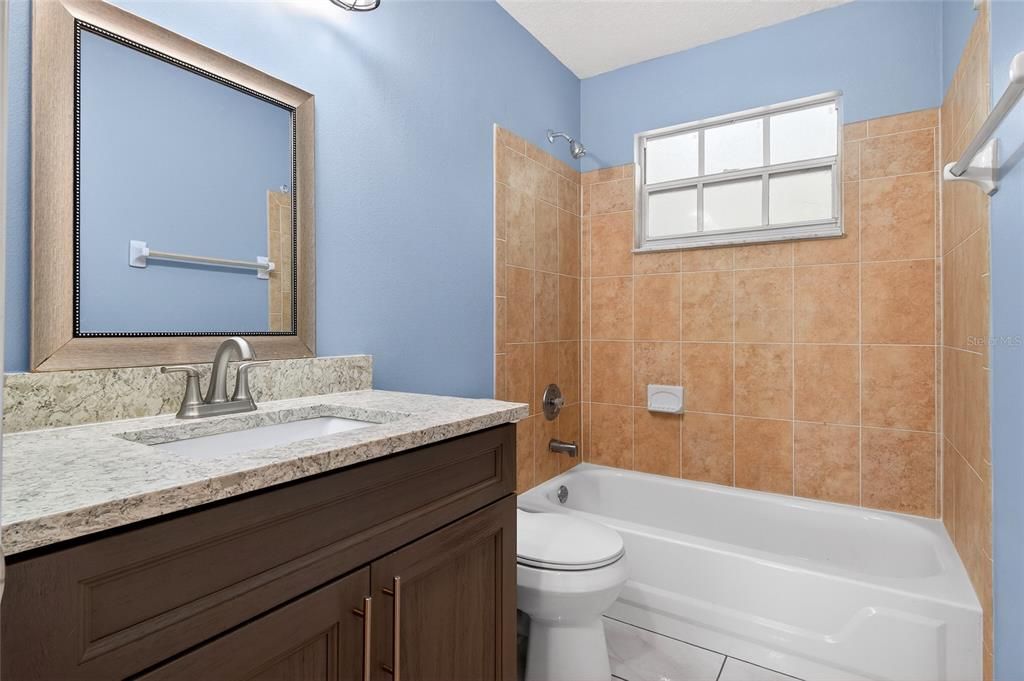 For Sale: $229,999 (3 beds, 2 baths, 1326 Square Feet)