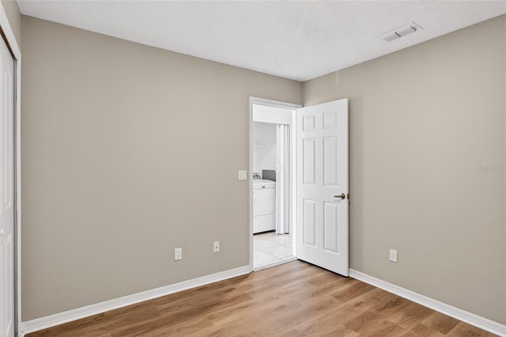 For Sale: $229,999 (3 beds, 2 baths, 1326 Square Feet)