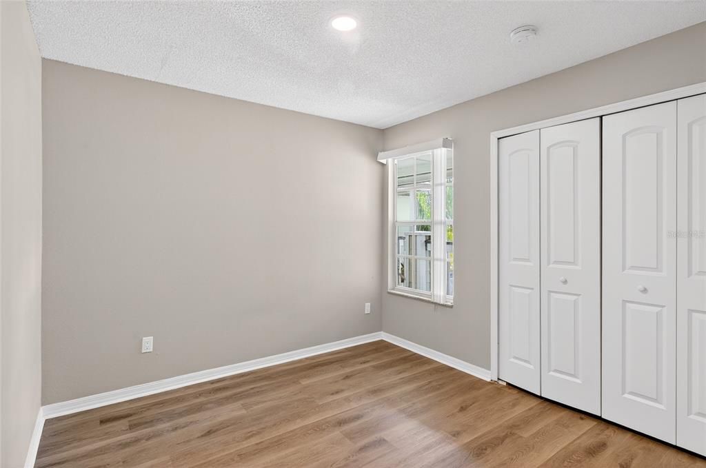 For Sale: $229,999 (3 beds, 2 baths, 1326 Square Feet)