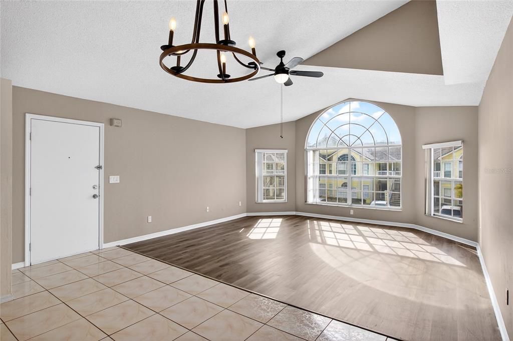 For Sale: $229,999 (3 beds, 2 baths, 1326 Square Feet)