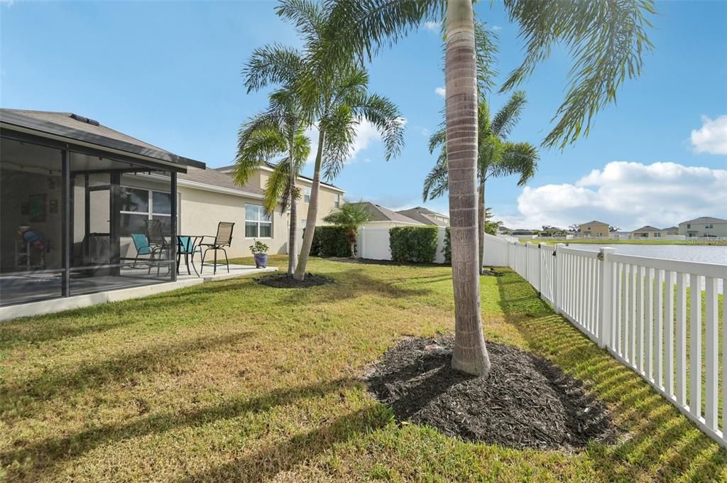 For Sale: $379,900 (4 beds, 2 baths, 1828 Square Feet)