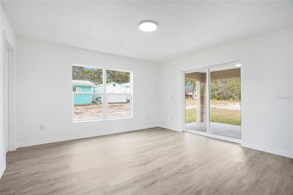 待售: $495,000 (3 贝兹, 2 浴室, 1826 平方英尺)