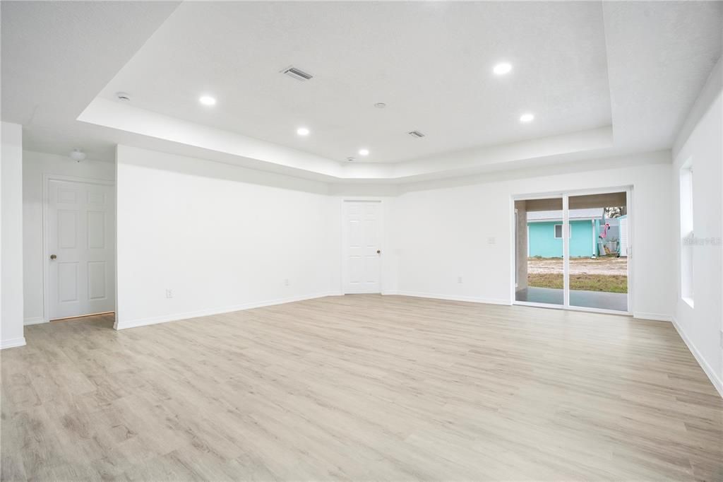 待售: $495,000 (3 贝兹, 2 浴室, 1826 平方英尺)