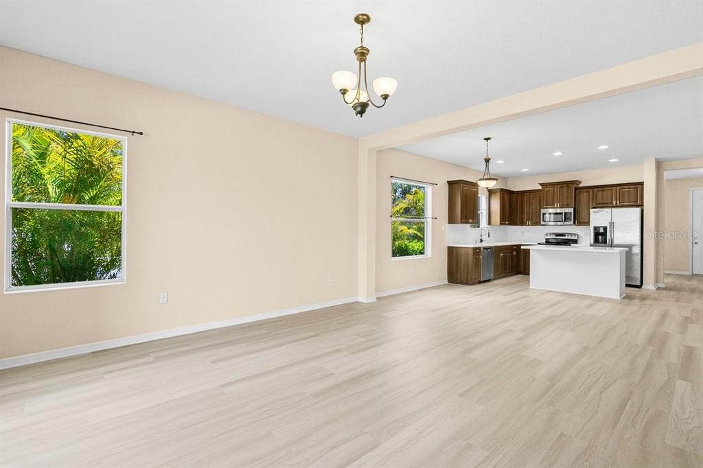 For Rent: $2,500 (3 beds, 2 baths, 1760 Square Feet)