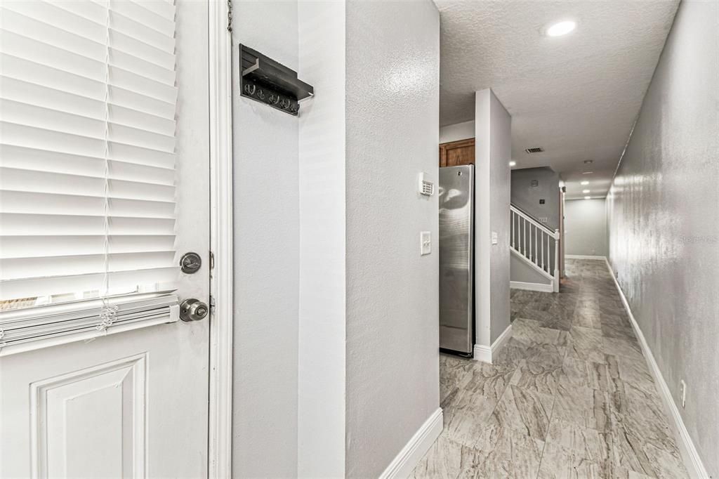 На продажу: $219,900 (2 спален, 2 ванн, 1560 Квадратных фут)