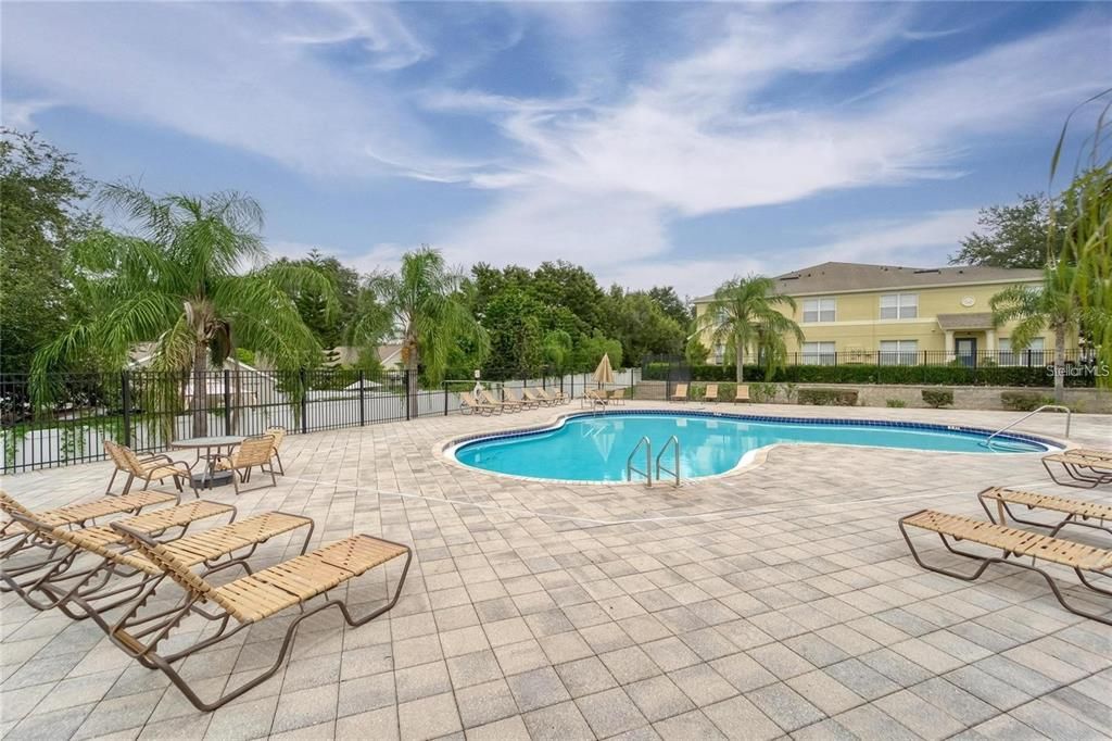 На продажу: $219,900 (2 спален, 2 ванн, 1560 Квадратных фут)