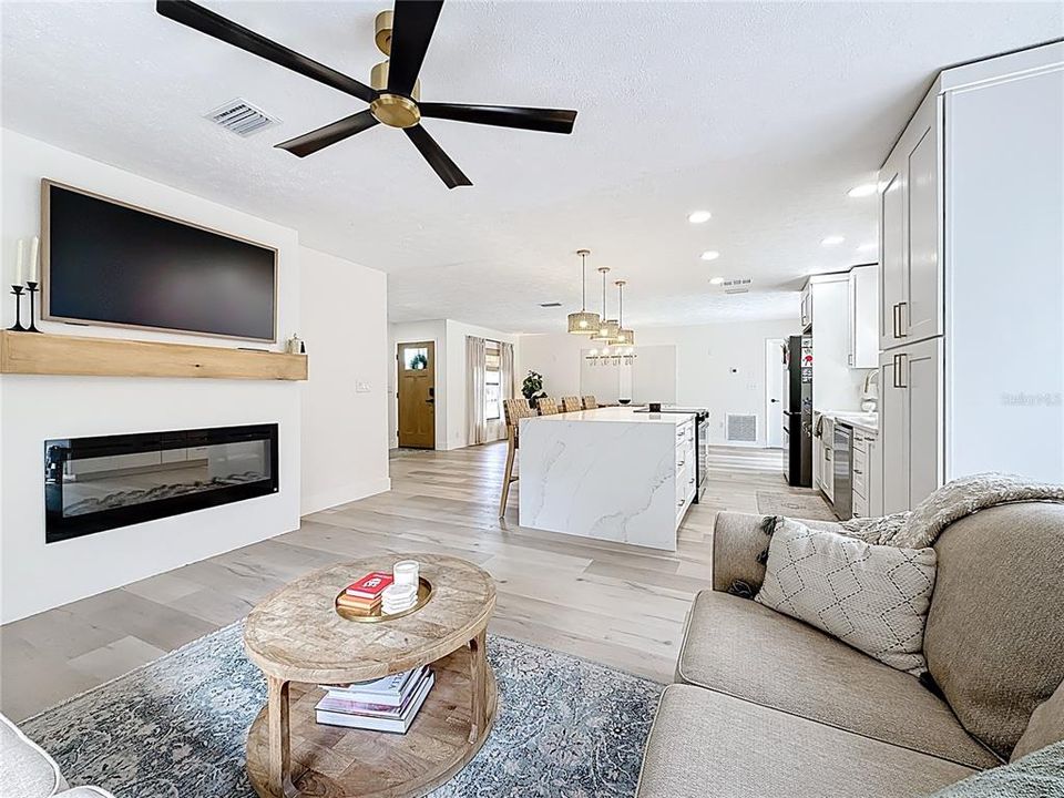 For Rent: $3,800 (3 beds, 2 baths, 1438 Square Feet)