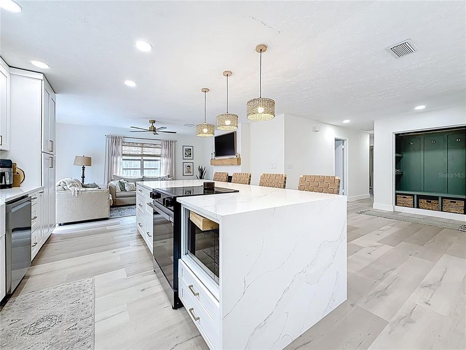 For Rent: $3,800 (3 beds, 2 baths, 1438 Square Feet)