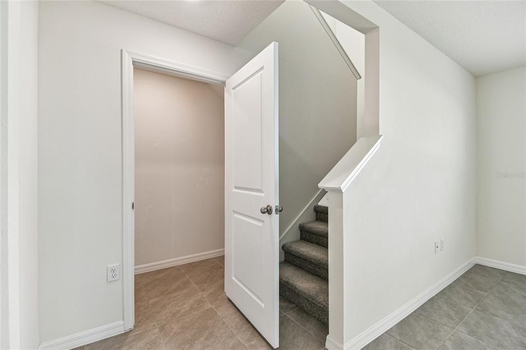 For Sale: $505,000 (4 beds, 3 baths, 2435 Square Feet)