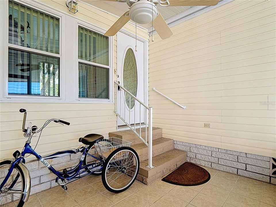 For Sale: $178,000 (2 beds, 2 baths, 1316 Square Feet)