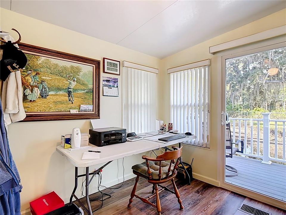 For Sale: $178,000 (2 beds, 2 baths, 1316 Square Feet)