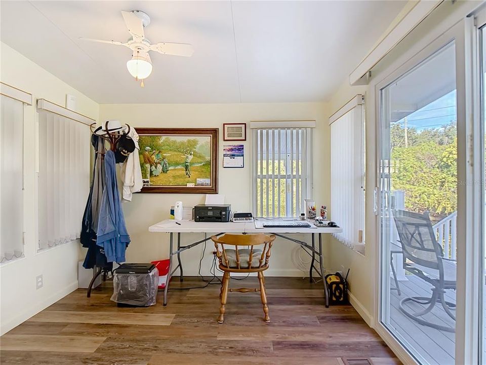 For Sale: $178,000 (2 beds, 2 baths, 1316 Square Feet)