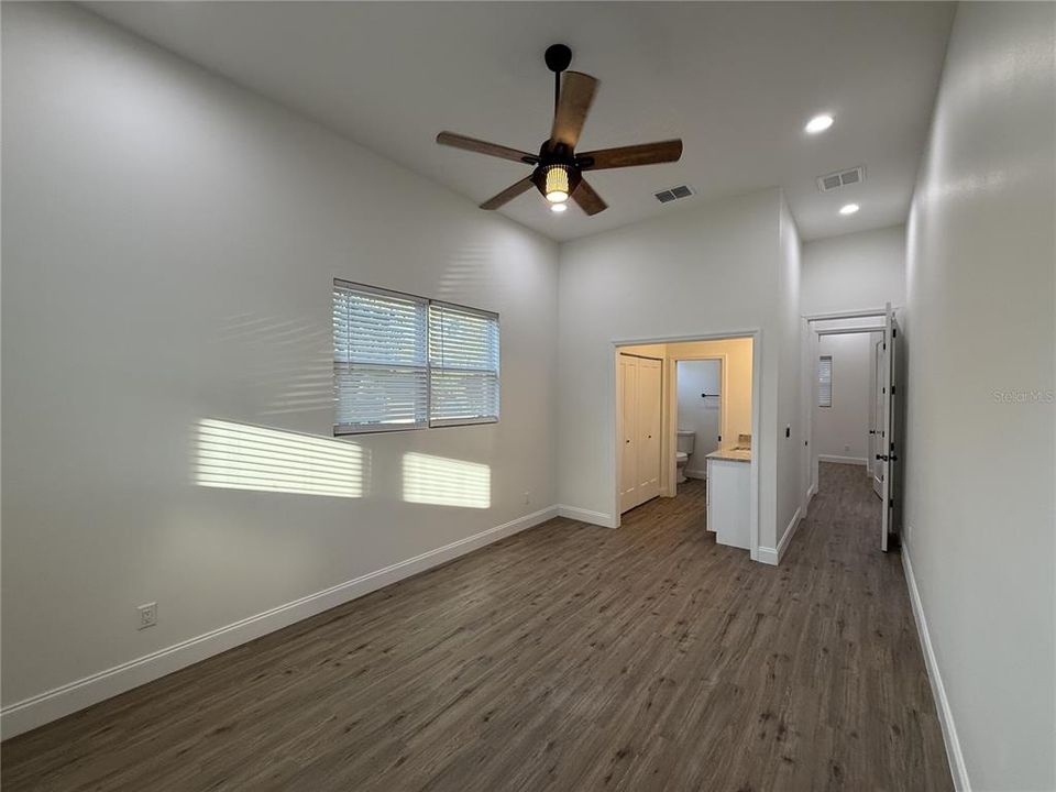 En Renta: $2,000 (3 camas, 2 baños, 1217 Pies cuadrados)