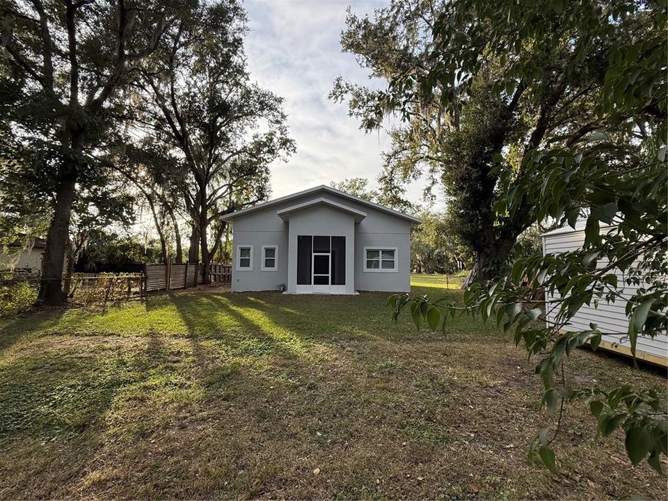 En Renta: $2,000 (3 camas, 2 baños, 1217 Pies cuadrados)