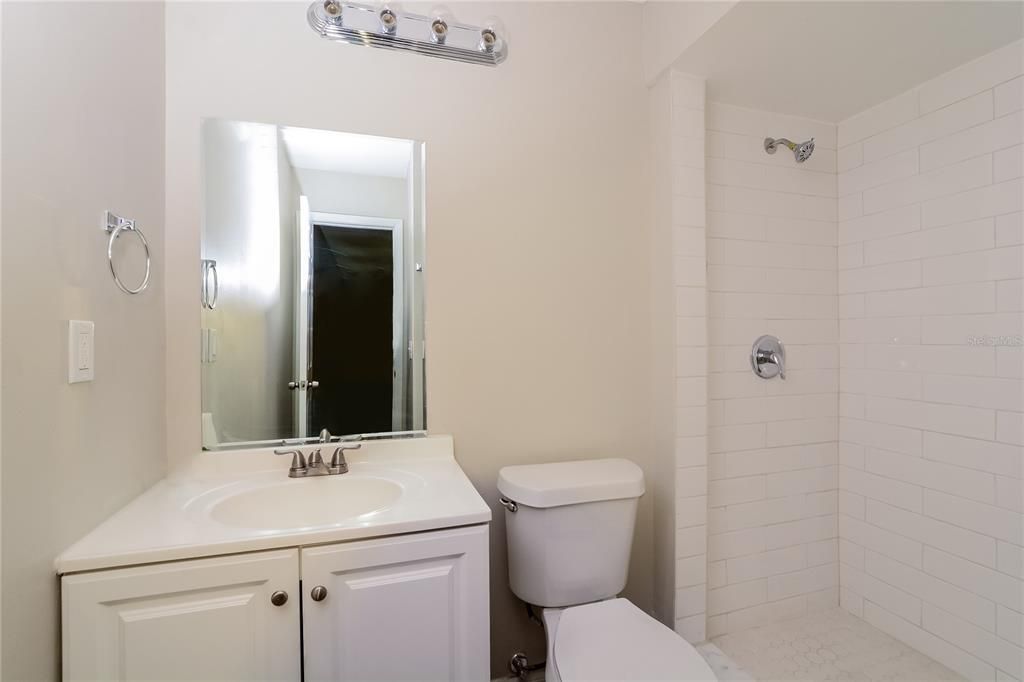 出租: $2,240 (3 贝兹, 2 浴室, 1574 平方英尺)