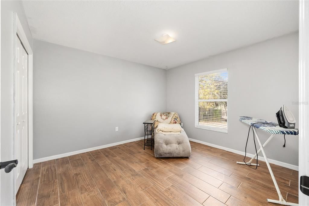 待售: $259,000 (3 贝兹, 2 浴室, 1470 平方英尺)