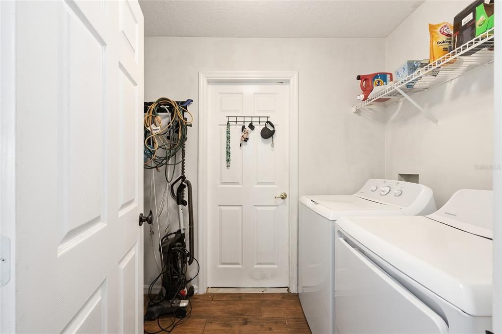 待售: $259,000 (3 贝兹, 2 浴室, 1470 平方英尺)