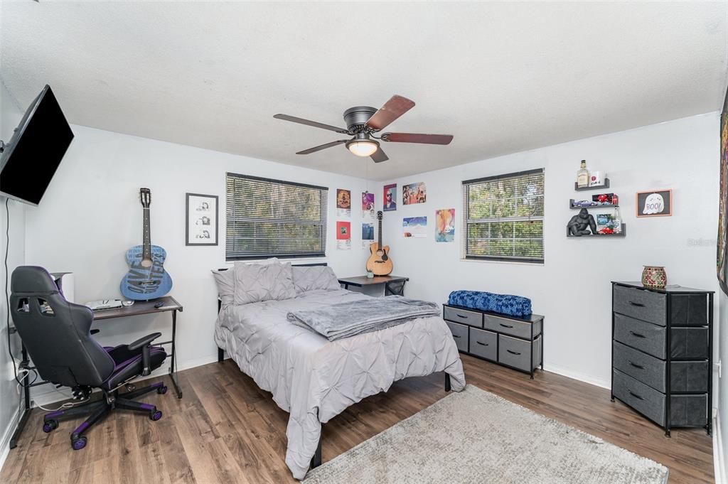 En Venta: $340,000 (3 camas, 2 baños, 1448 Pies cuadrados)