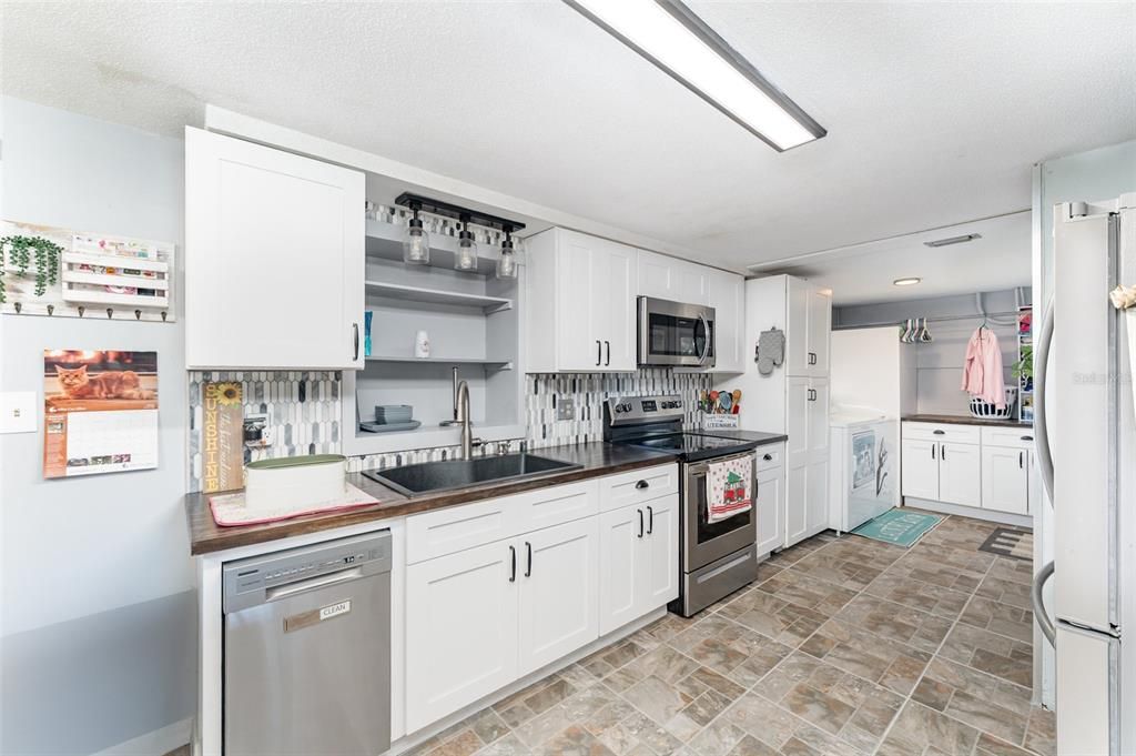 En Venta: $340,000 (3 camas, 2 baños, 1448 Pies cuadrados)