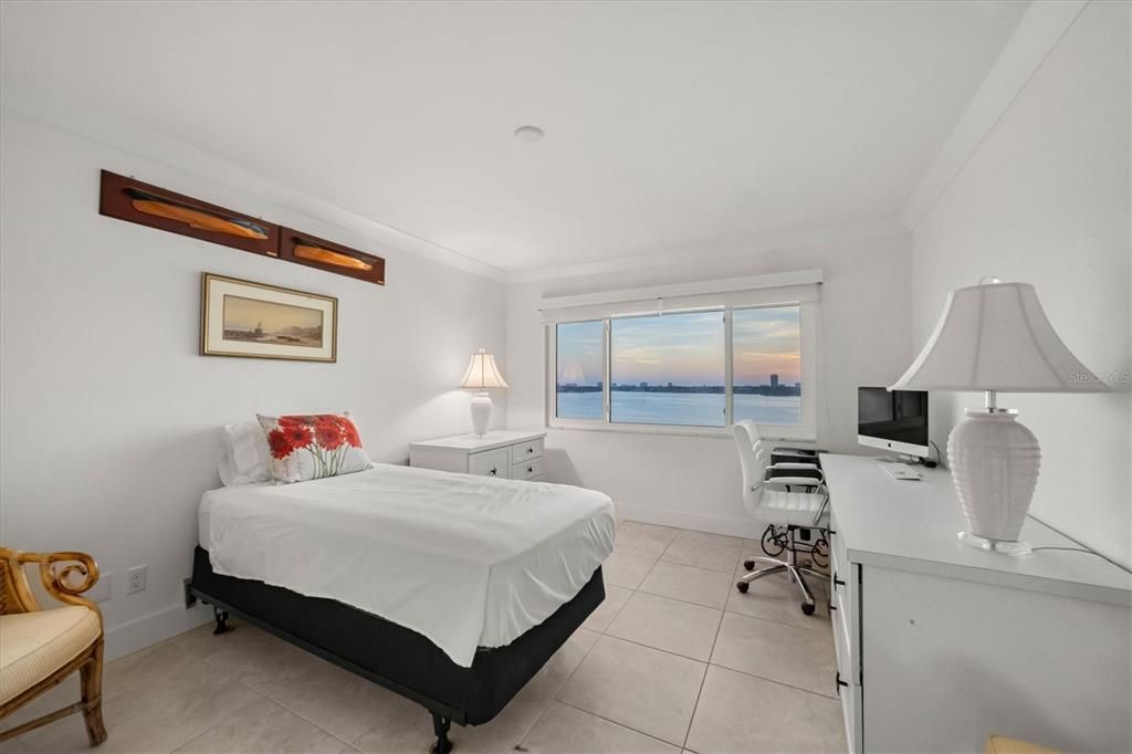 En Venta: $1,300,000 (2 camas, 2 baños, 1677 Pies cuadrados)