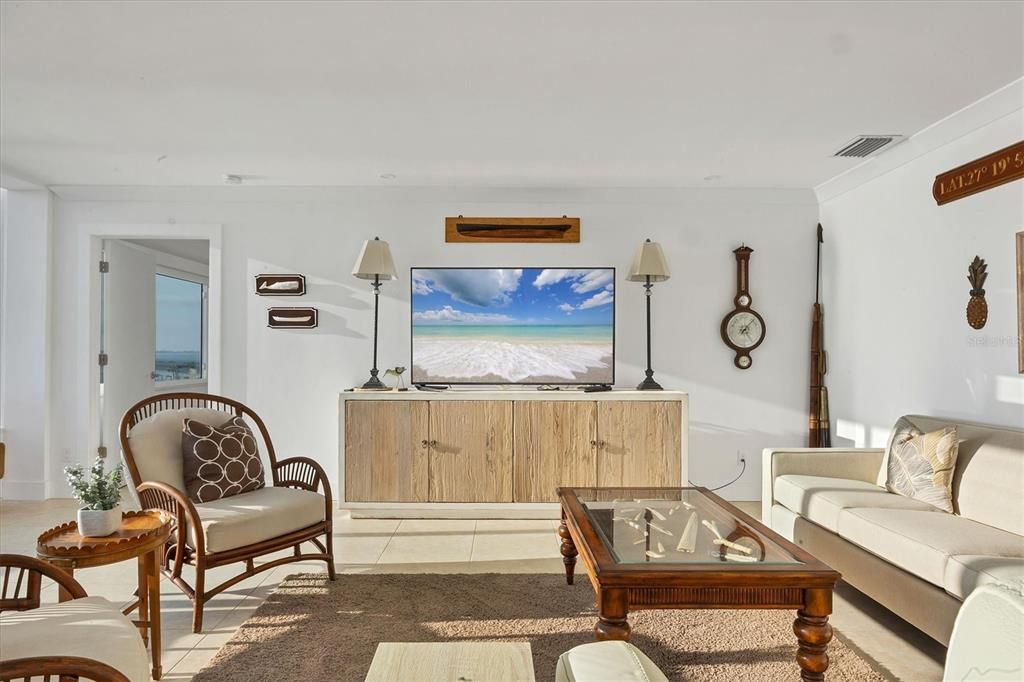 En Venta: $1,300,000 (2 camas, 2 baños, 1677 Pies cuadrados)