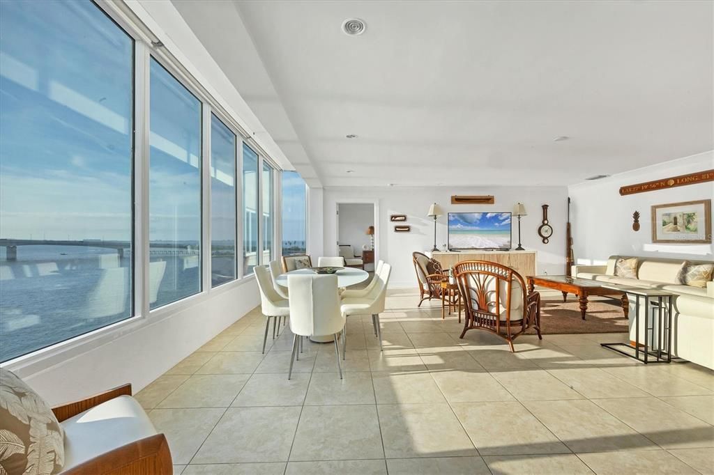 En Venta: $1,300,000 (2 camas, 2 baños, 1677 Pies cuadrados)