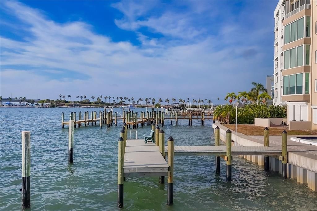 En Venta: $1,300,000 (2 camas, 2 baños, 1677 Pies cuadrados)