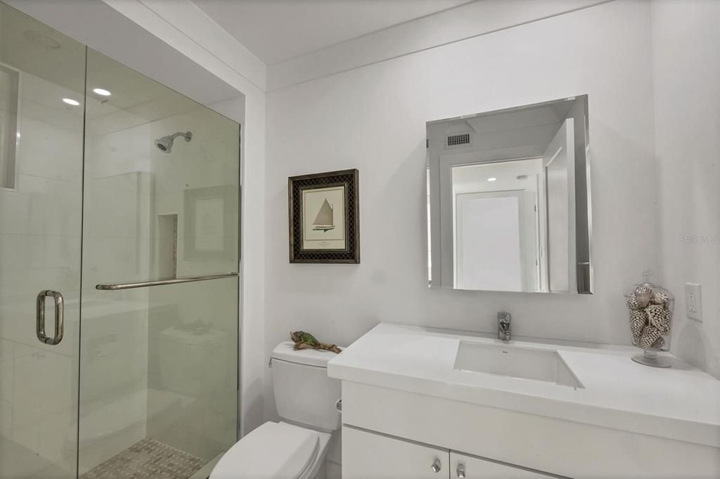 En Venta: $1,300,000 (2 camas, 2 baños, 1677 Pies cuadrados)