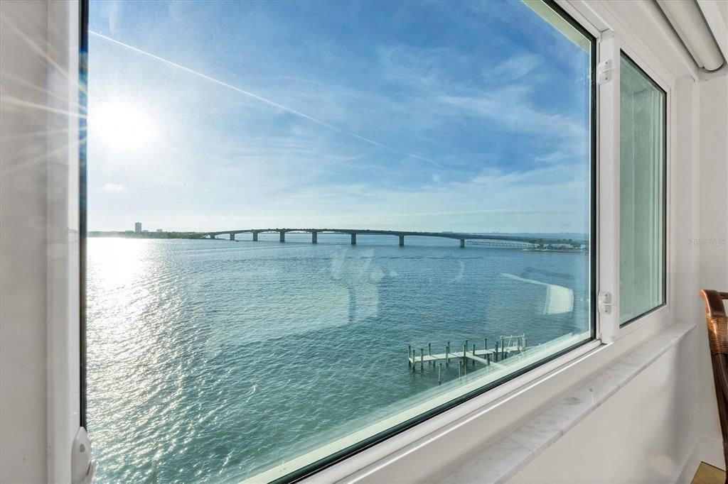 En Venta: $1,300,000 (2 camas, 2 baños, 1677 Pies cuadrados)