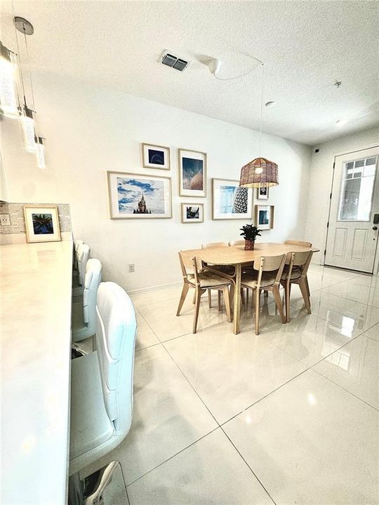 For Sale: $428,993 (3 beds, 2 baths, 1516 Square Feet)