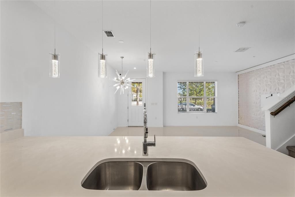 For Sale: $428,993 (3 beds, 2 baths, 1516 Square Feet)