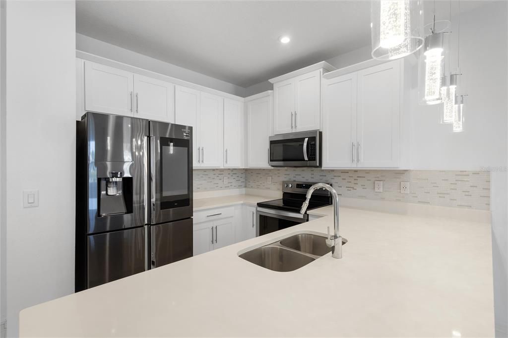 For Sale: $428,993 (3 beds, 2 baths, 1516 Square Feet)