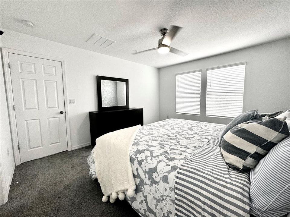 For Sale: $428,993 (3 beds, 2 baths, 1516 Square Feet)