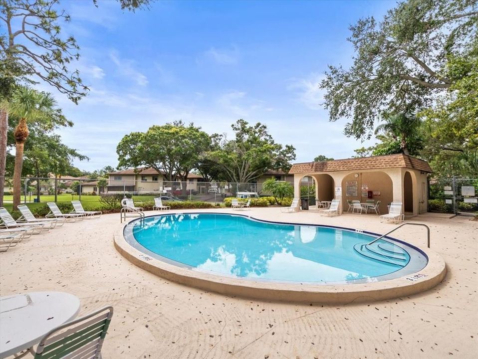 For Rent: $1,775 (2 beds, 1 baths, 752 Square Feet)