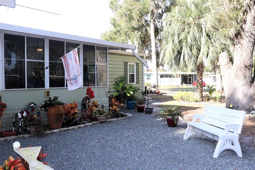 En Venta: $240,000 (2 camas, 2 baños, 1860 Pies cuadrados)