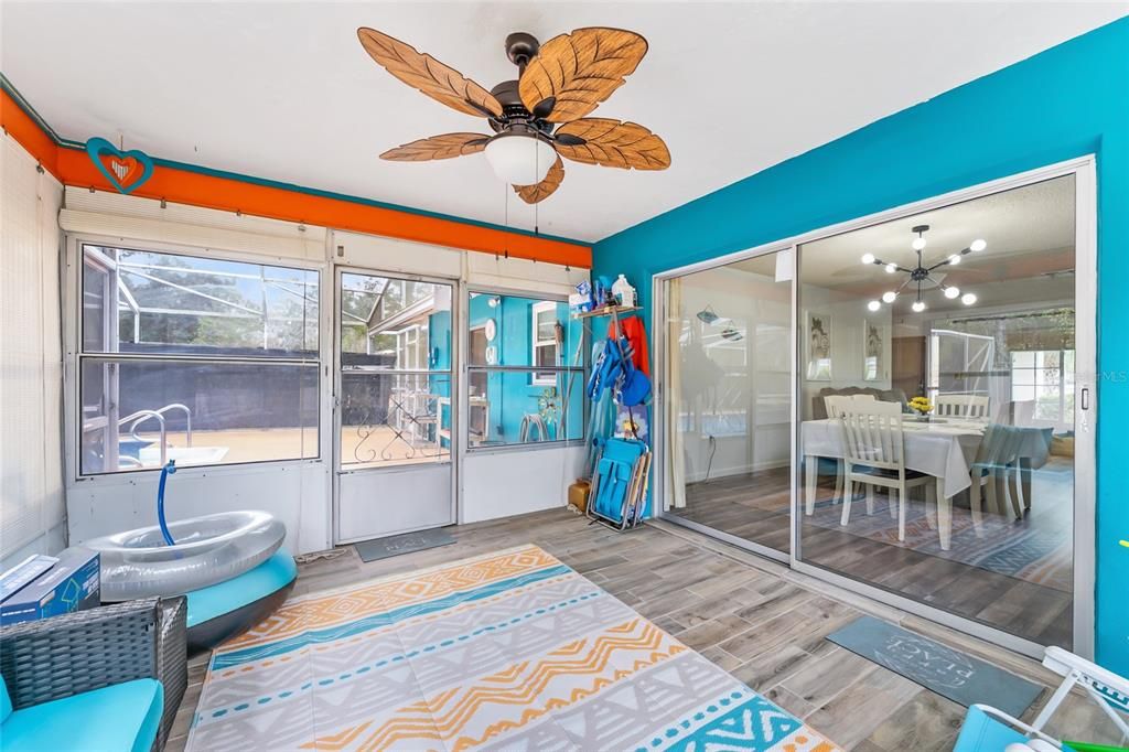 待售: $325,000 (2 贝兹, 2 浴室, 1249 平方英尺)