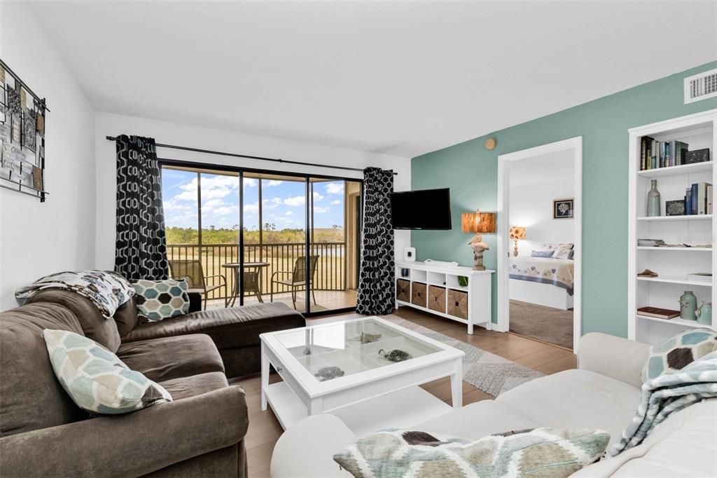 待售: $125,000 (2 贝兹, 2 浴室, 1153 平方英尺)