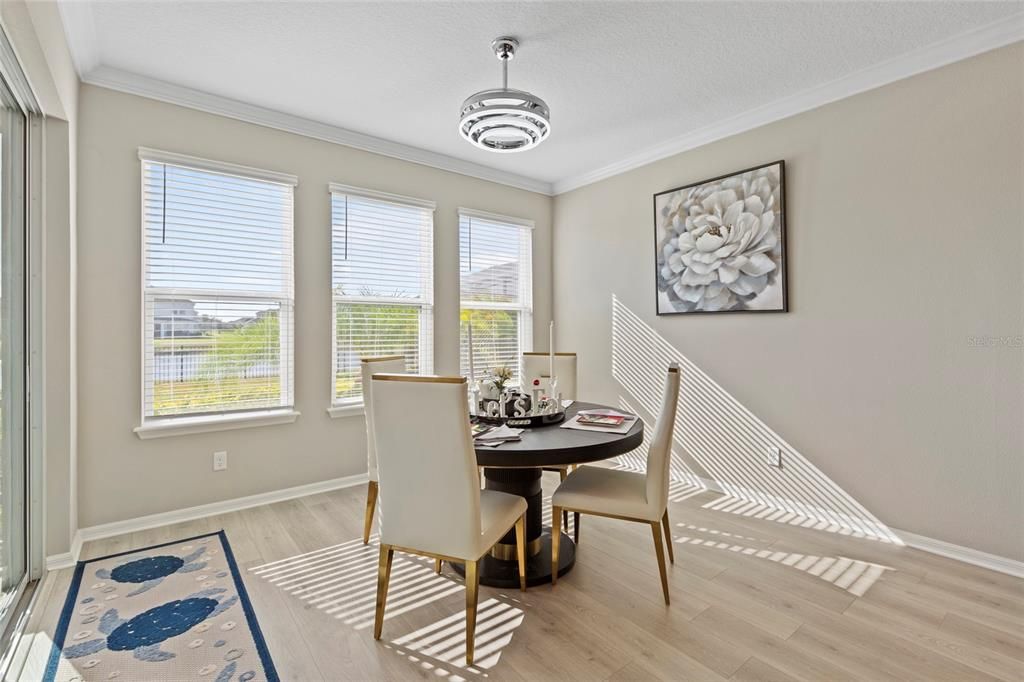 En Venta: $930,000 (4 camas, 3 baños, 2702 Pies cuadrados)