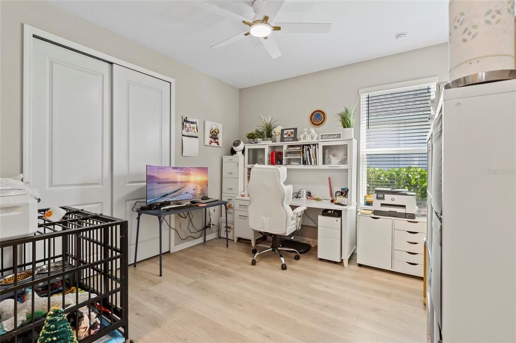 En Venta: $930,000 (4 camas, 3 baños, 2702 Pies cuadrados)