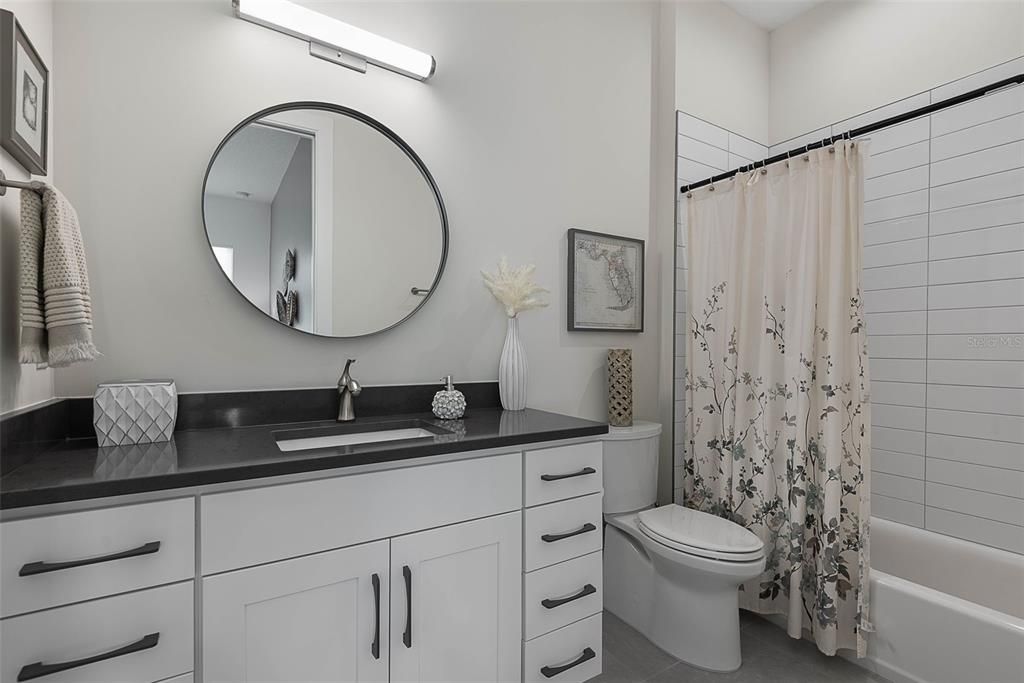 En Venta: $2,100,000 (4 camas, 4 baños, 3603 Pies cuadrados)