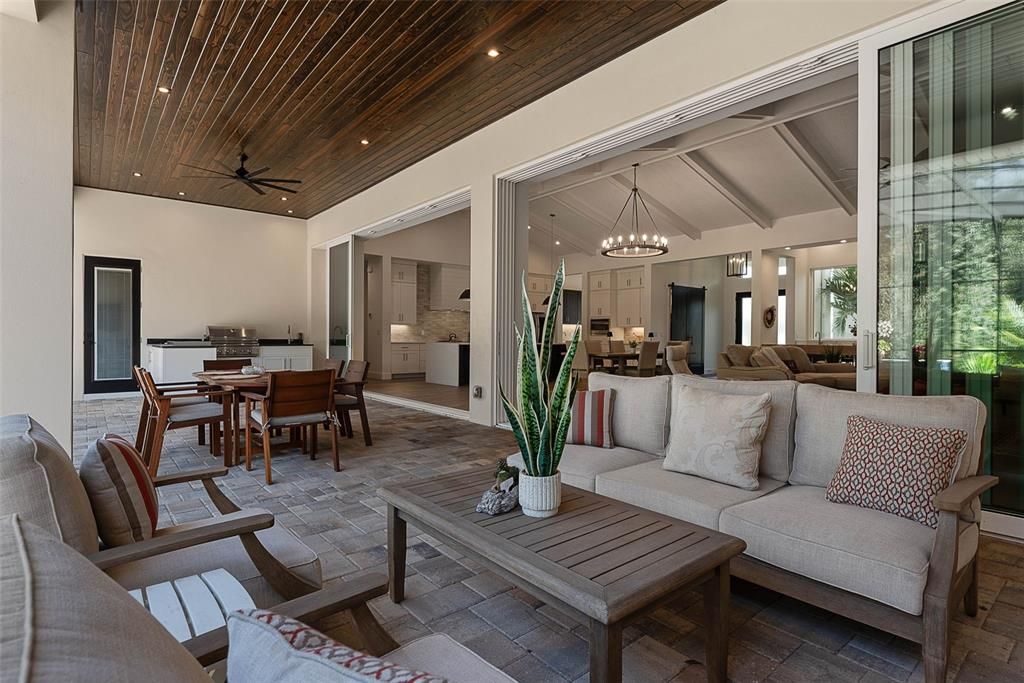 En Venta: $2,100,000 (4 camas, 4 baños, 3603 Pies cuadrados)