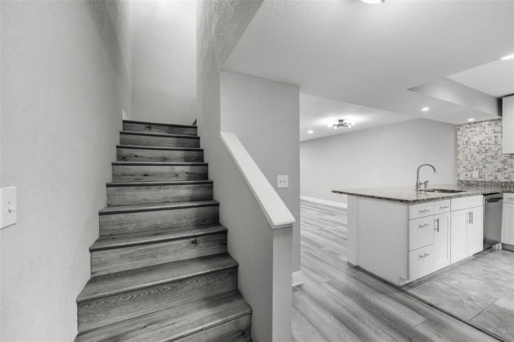 For Sale: $425,000 (3 beds, 2 baths, 1310 Square Feet)