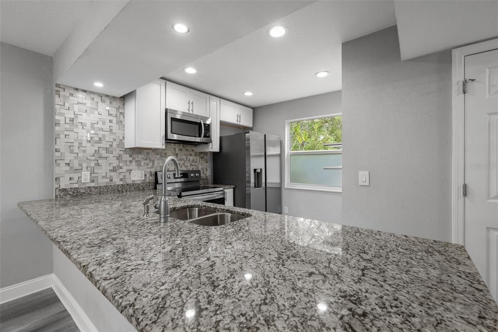 For Sale: $425,000 (3 beds, 2 baths, 1310 Square Feet)