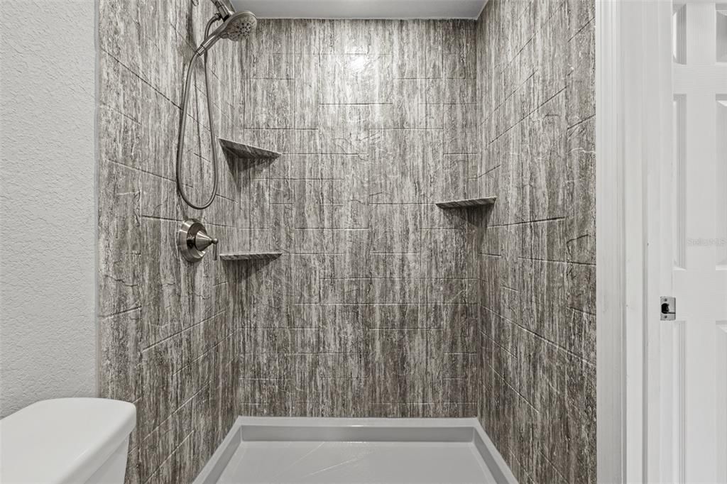 For Sale: $425,000 (3 beds, 2 baths, 1310 Square Feet)