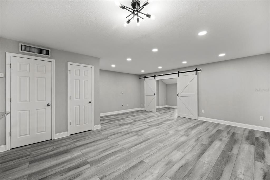 For Sale: $425,000 (3 beds, 2 baths, 1310 Square Feet)