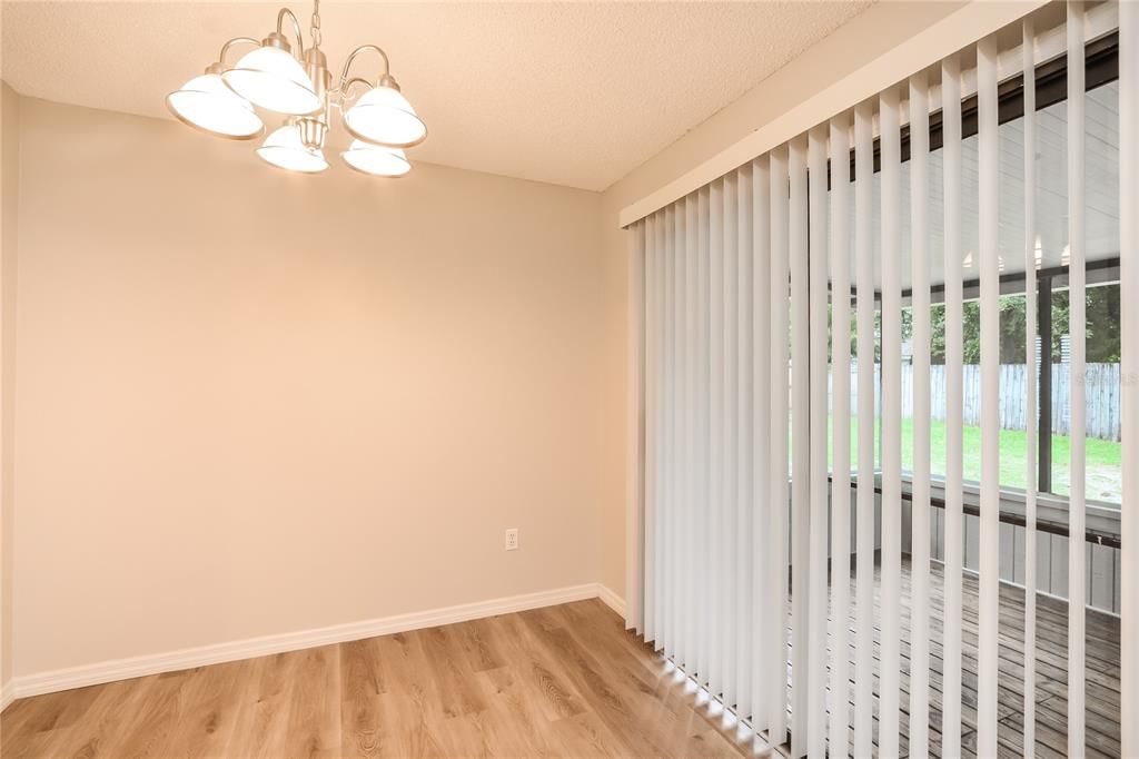 For Rent: $1,930 (3 beds, 2 baths, 1194 Square Feet)