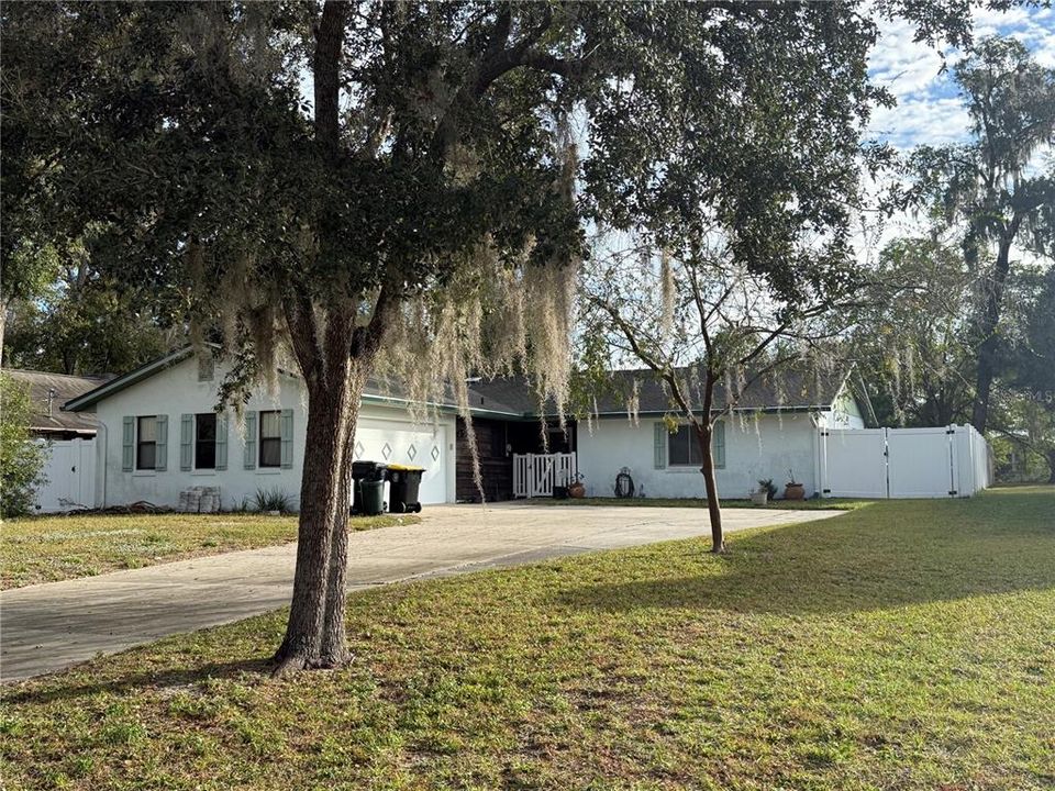 Vendido Recientemente: $275,000 (3 camas, 2 baños, 1787 Pies cuadrados)