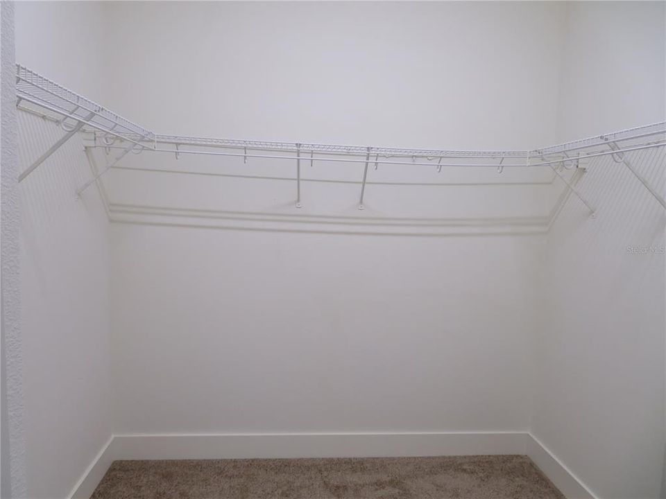 出租: $2,895 (4 贝兹, 3 浴室, 2359 平方英尺)