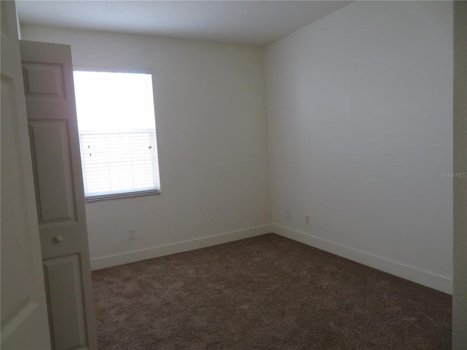 出租: $2,895 (4 贝兹, 3 浴室, 2359 平方英尺)